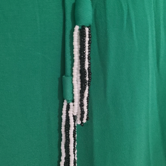 Dress - Picture 3 of 4